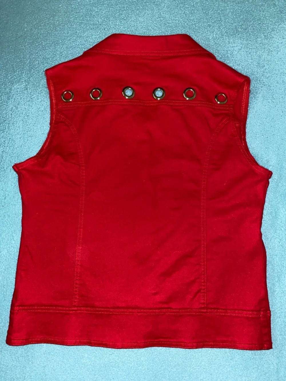 TIA DESIGNS denim vintage red vest silver grommet details 2 front pockets size M